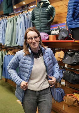 Camille dans le rayon textile Mountain Expert