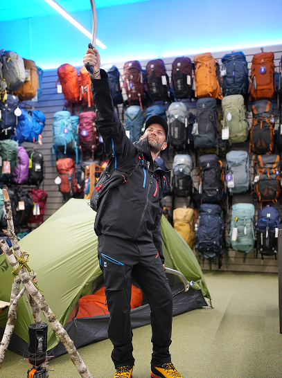 Sébastien dans le rayon rando de Mountain Expert